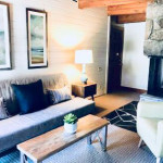 Carriage House Queen Bed W Deck